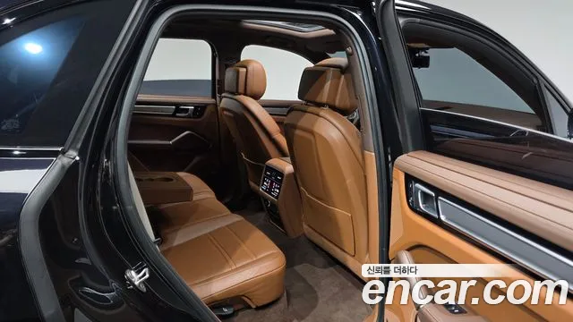 Porsche Cayenne PO536 — Фото автомобиля 12