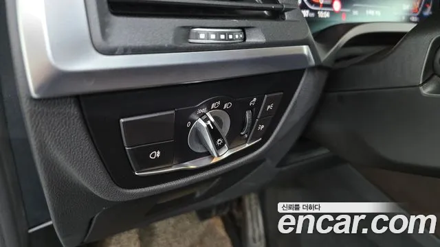 BMW X4 xDrive20i M Sport — Фото автомобиля 24