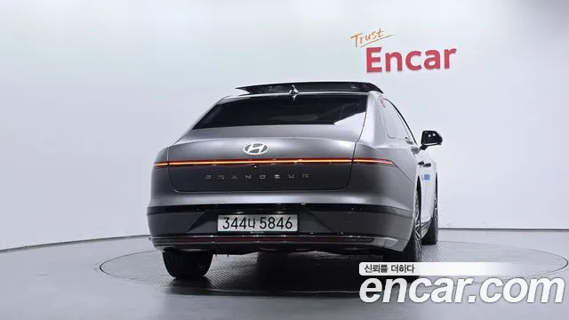 Hyundai Grandeur GN7 — Фото автомобиля 4