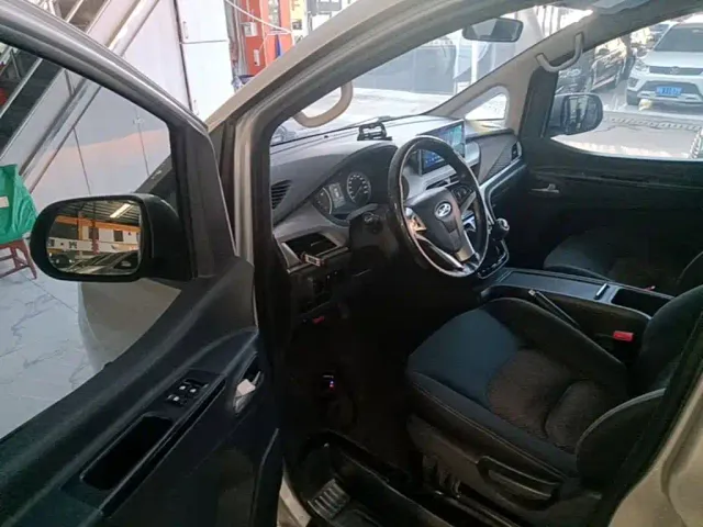 JAC Refine M3 — Фото автомобиля 15