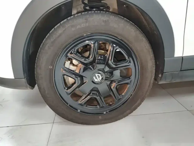 Leapmotor T03 — Фото автомобиля 22