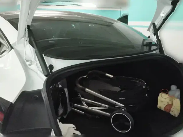 Tesla Model 3 — Фото автомобиля 15