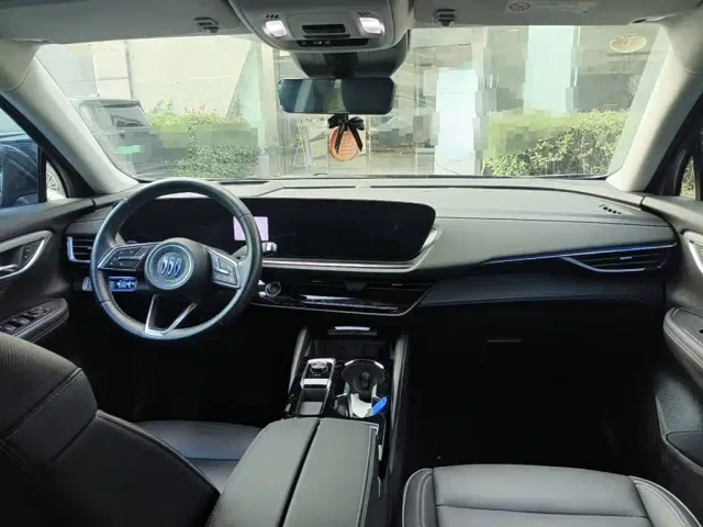 Buick Envision Plus — Фото автомобиля 12
