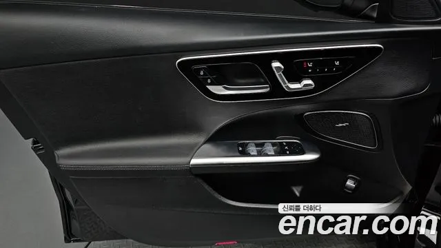 Mercedes-Benz C-Class W206 — Фото автомобиля 13