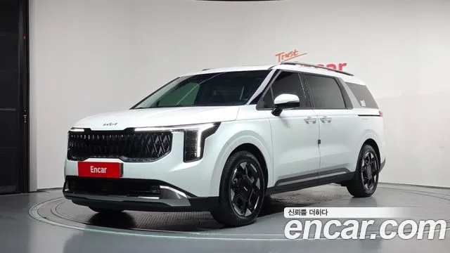 Фотография автомобиля — Kia Carnival 4th Gen