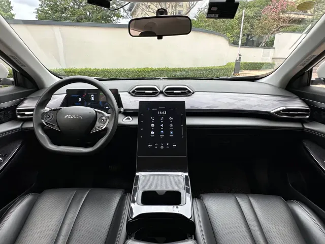 Dongfeng SKY EV01 — Фото автомобиля 15