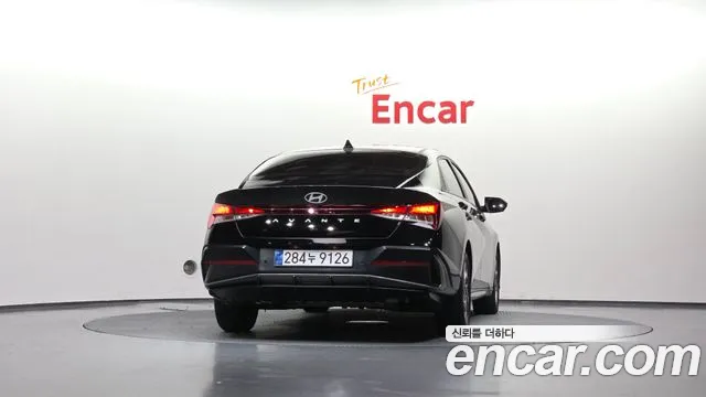 Hyundai AVANTE Smart — Фото автомобиля 4