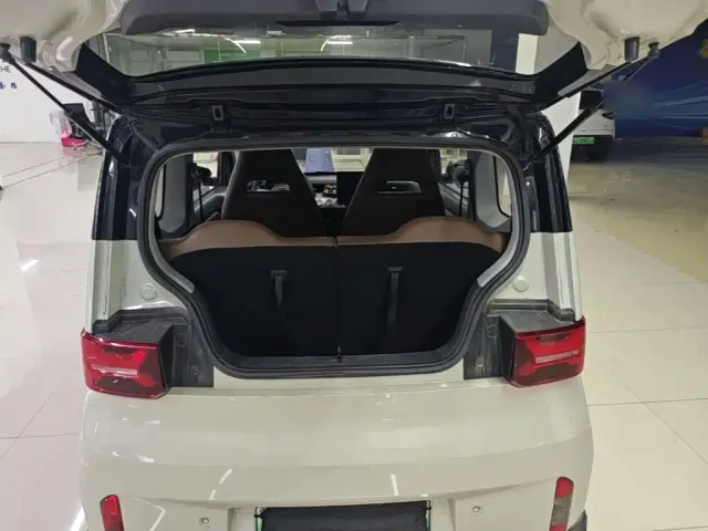 Wuling Hongguang Mini EV — Фото автомобиля 18