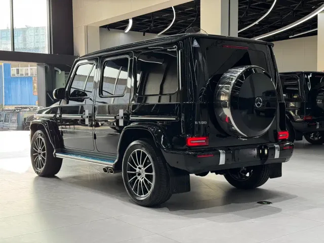 Mercedes-Benz G-Class — Фото автомобиля 4