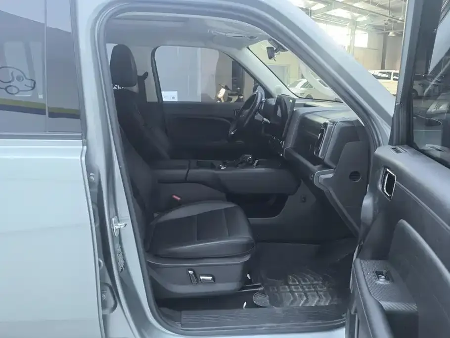 Haval Haval Meng Long NEV 2023 Hi4 102 Explorer Edition — Фото автомобиля 8