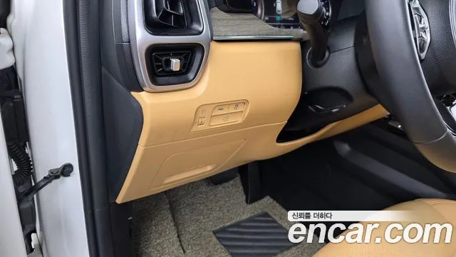 Kia Sorento Sorento 4-е поколение Дизель 2.2 2WD — Фото автомобиля 16