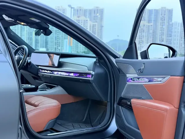 BMW 7 Series — Фото автомобиля 6