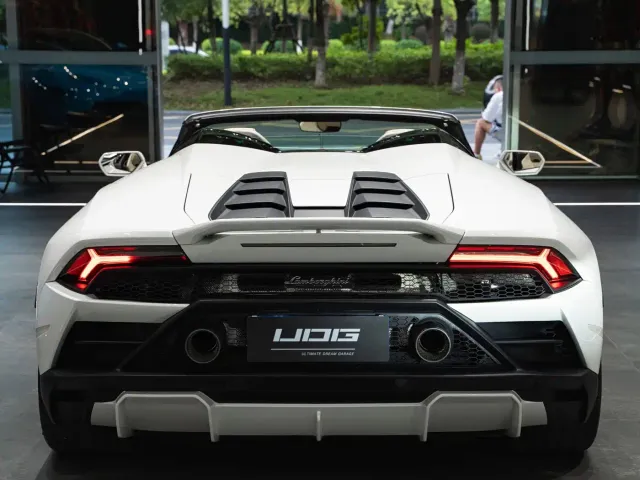 Lamborghini Huracan — Фото автомобиля 6