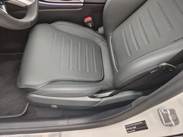 Mercedes-Benz C-Class — Фото автомобиля 11