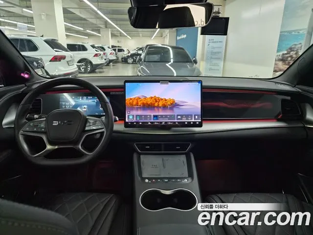 BYD Sealion 7 — Фото автомобиля 7