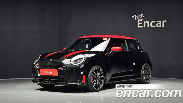Фотография автомобиля — MINI Cooper Generation 4