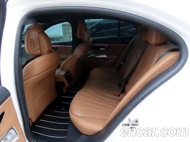 Mercedes-Benz E-Class W214 — Фото автомобиля 11