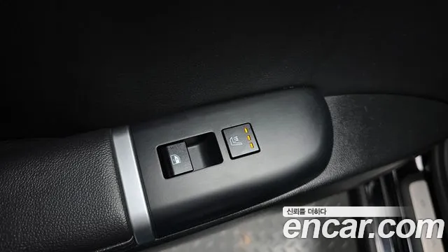 Hyundai Grandeur GN7 — Фото автомобиля 28