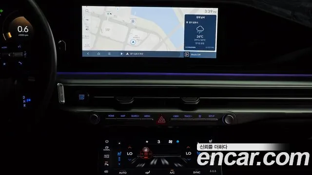 Hyundai Grandeur Grandeur (GN7) 2.5 Бензин 2WD — Фото автомобиля 11