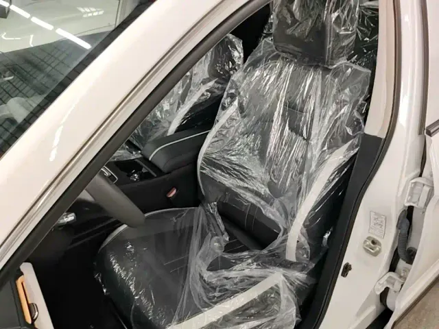 Dongfeng Fengshen E70 — Фото автомобиля 14