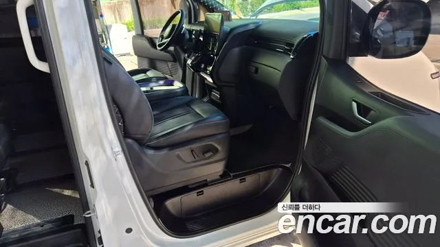 Hyundai Staria — Фото автомобиля 12