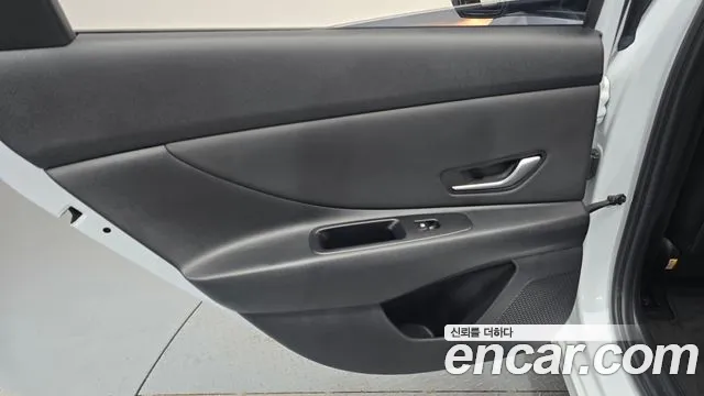 Hyundai Avante CN7 — Фото автомобиля 14