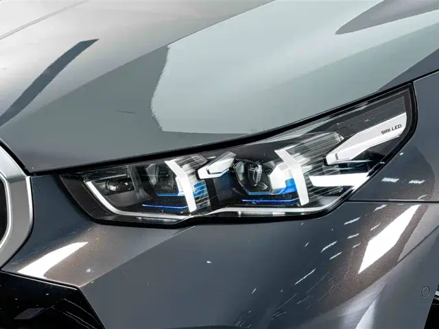 BMW 5 Series — Фото автомобиля 4