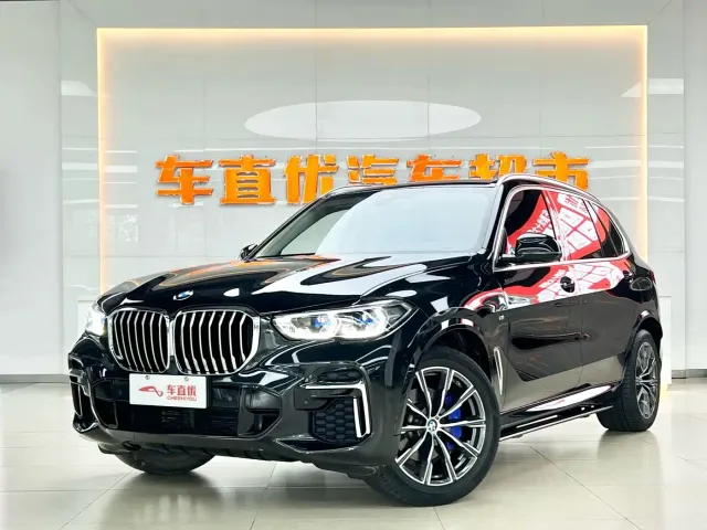 Фотография автомобиля — BMW X5
