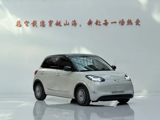 Wuling Bingo — Фото автомобиля 3