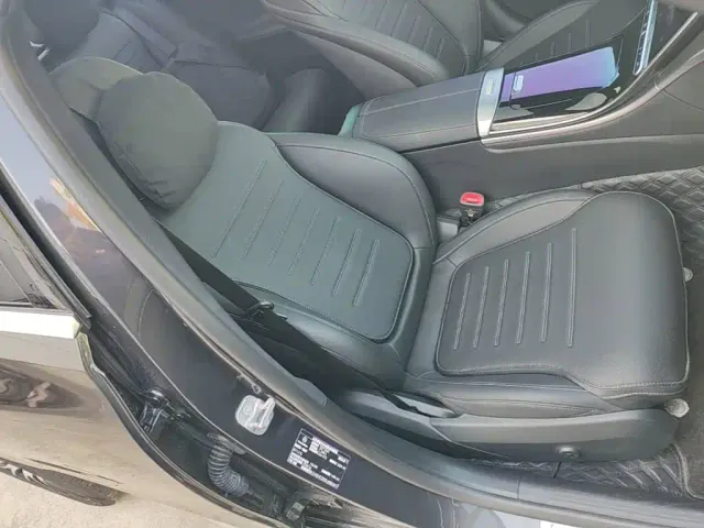Mercedes-Benz C-Class — Фото автомобиля 24