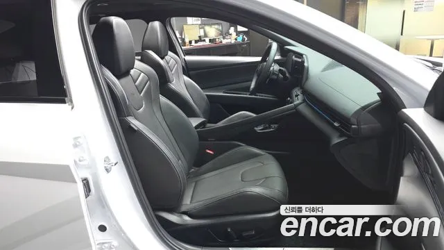 Hyundai Avante CN7 — Фото автомобиля 17