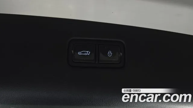 Genesis GV70 2.5T Бензин 2WD — Фото автомобиля 16