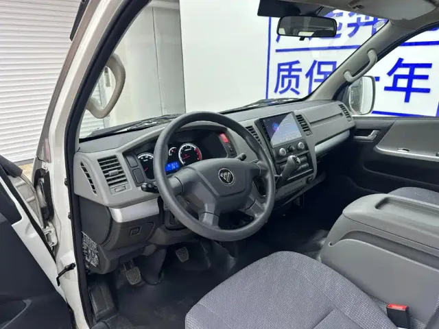 Foton Fengjing G7 — Фото автомобиля 9