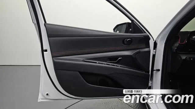 Hyundai Avante CN7 — Фото автомобиля 13