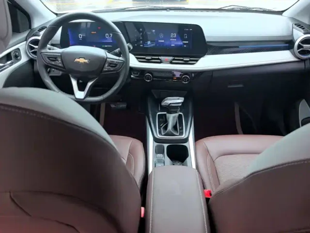 Chevrolet Monza — Фото автомобиля 9