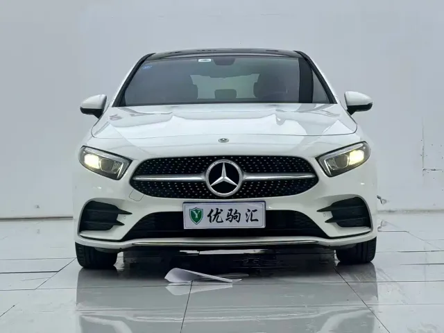Mercedes-Benz A-Class — Фото автомобиля 3