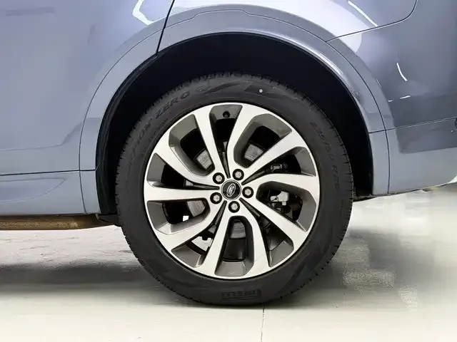 Land Rover Discovery Sport — Фото автомобиля 14
