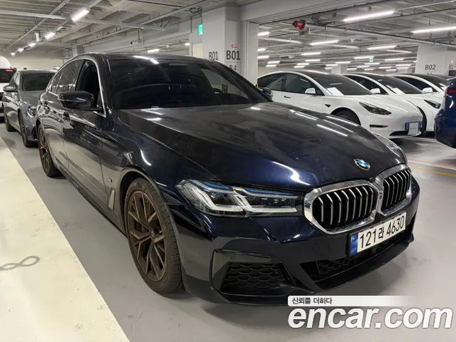 BMW 5 Series G30 — Фото автомобиля 3