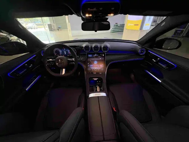 Mercedes-Benz C-Class — Фото автомобиля 4