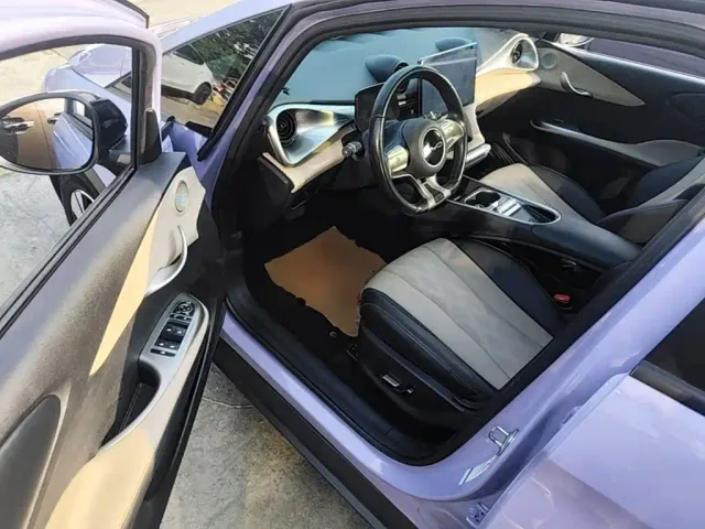 BYD Dolphin — Фото автомобиля 11