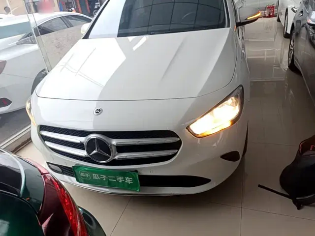 Mercedes-Benz B-Class — Фото автомобиля 2