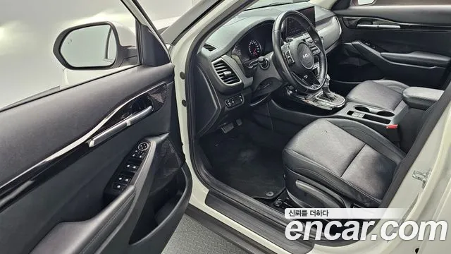 Kia Seltos Seltos Бензин 1.6 турбо 2WD — Фото автомобиля 10