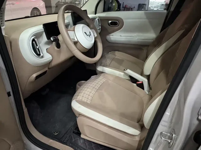 Wuling Hongguang Mini EV — Фото автомобиля 5
