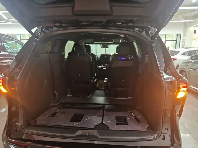 Toyota Granvia — Фото автомобиля 18