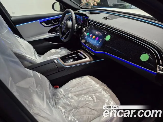 Mercedes-Benz E-Class — Фото автомобиля 18