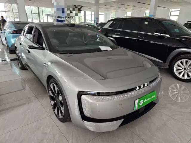 Audi E5 Sportback — Фото автомобиля 3