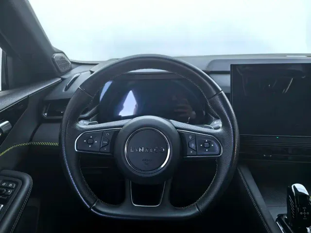 Lynk & Co 03 — Фото автомобиля 7
