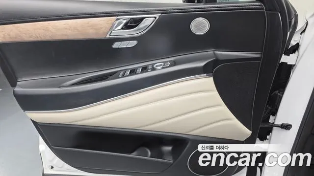 Genesis GV80 2.5T Бензин AWD — Фото автомобиля 23