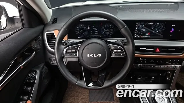 Kia Seltos — Фото автомобиля 19