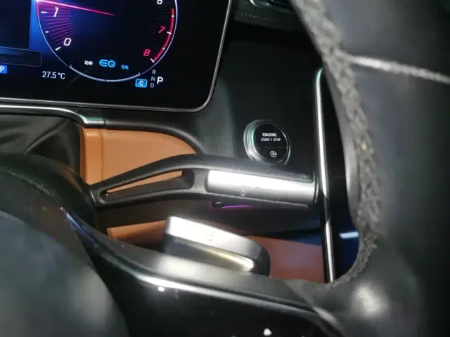 Mercedes-Benz S-Class — Фото автомобиля 16